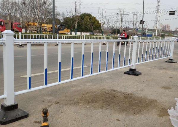 南京道路围栏-市政道路护栏-南京市政护栏-南京律和护栏网厂